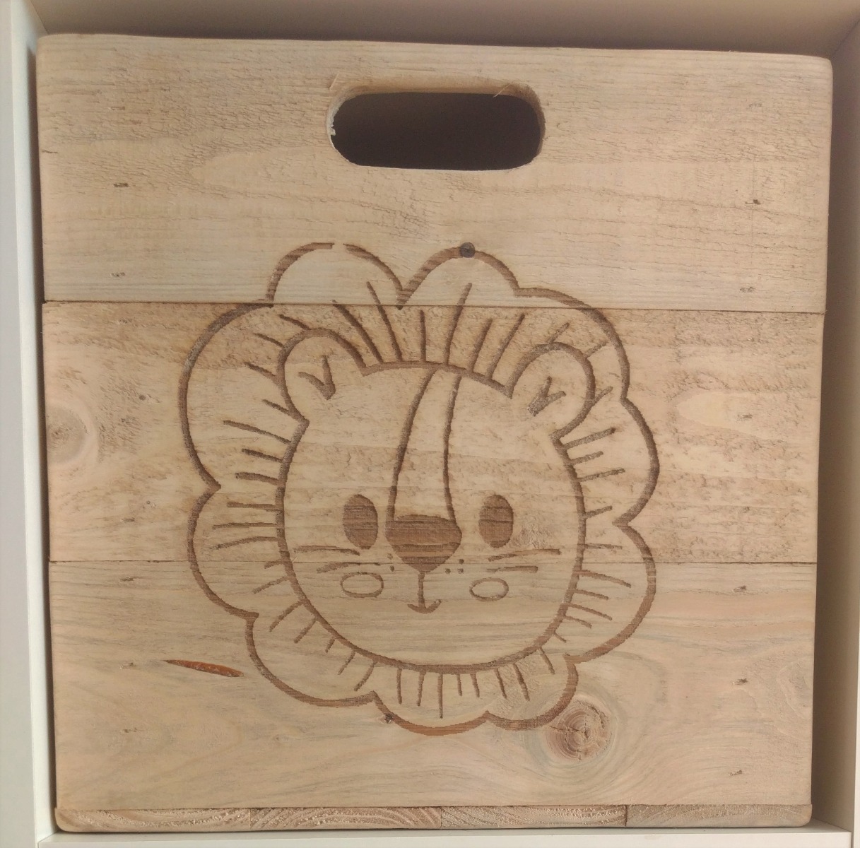 Motivkiste "Löwe", im Vintage-Look