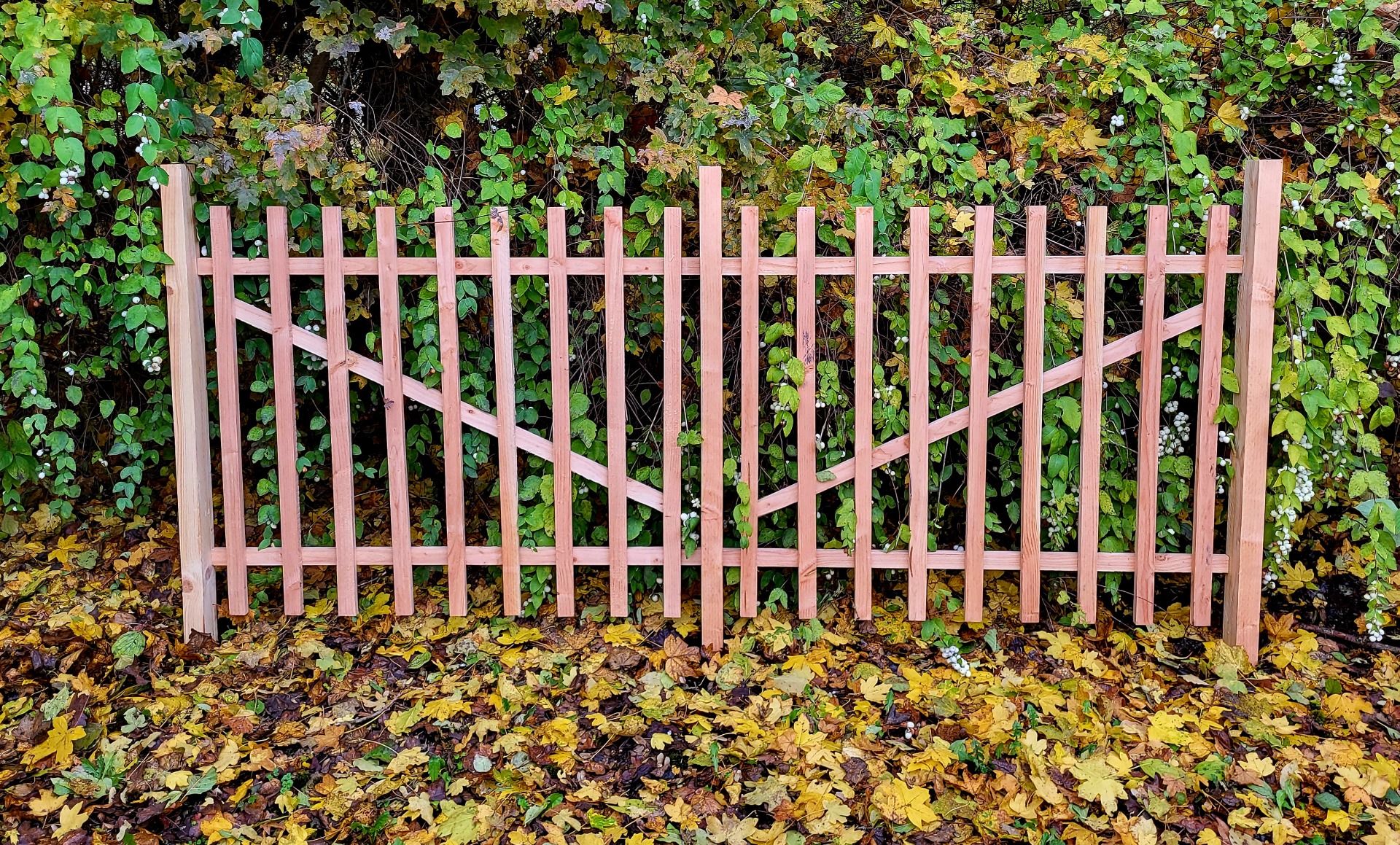 Bauernzaun Douglasie sägerau (ca. 1,20 m x 1 m)