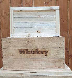 Whiskey Holzkiste mit Branding (ca.31x50x30cm), Vintage, Klappdeckel